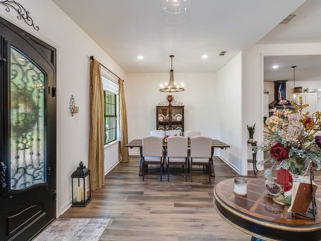 655 An County Road 403, Home with 3 bedrooms, 3 bathrooms and 3 parking in Palestine TX | Image 9