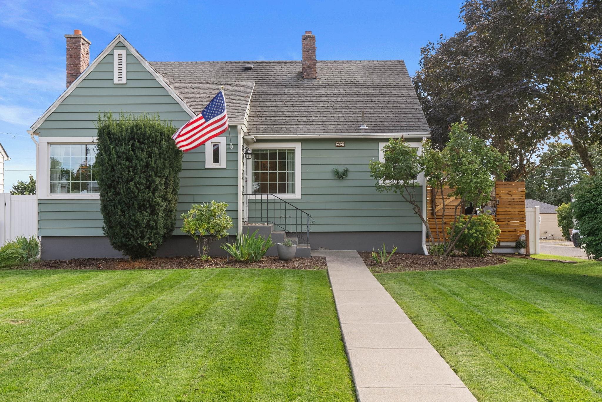 Cleveland Ave, Spokane, WA 99205