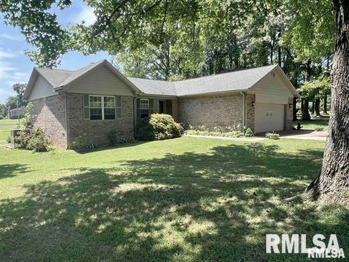 123 Cedar Crest Ln, Makanda, IL, 62958-2052 | Card Image