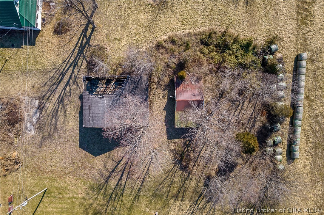 Land in Central 3