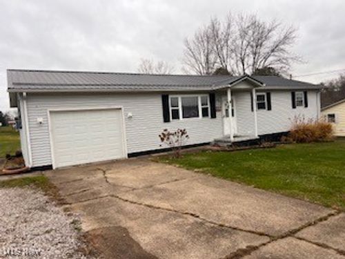 3864 School House Road, Little Hocking, OH, 45742 | Card Image