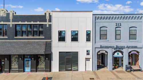 210 N Main St, Sand Springs, OK, 74063-7603 | Card Image