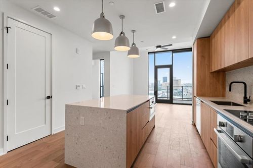 unit-1202-84 N Interstate 35, Austin, TX, 78701-4970 | Card Image