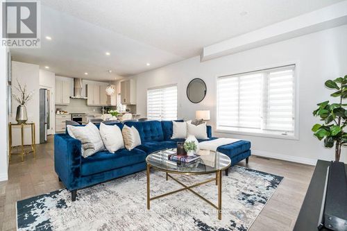 174-30 Times Square Blvd, Stoney Creek, ON, L8J0L8 | Card Image