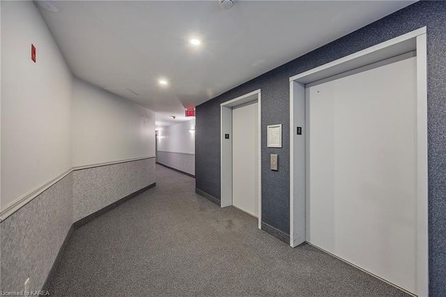 207 - 130 Wright Cres, House attached with 2 bedrooms, 2 bathrooms and 1 parking in Kingston ON | Image 7