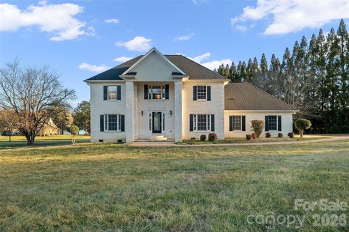 307 Cross Creek Dr, Cherryville, NC, 28021-9302 | Card Image