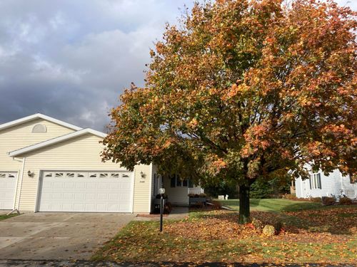 1524 Deer Brook Dr, Two Rivers, WI, 54241-1764 | Card Image