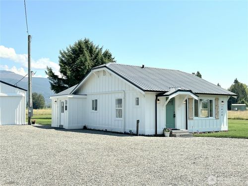 7420 Emerson Rd, Everson, WA, 98247-9506 | Card Image