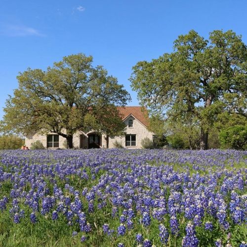 120 Oak Meadow Trl, Spicewood, TX, 78669-8426 | Card Image