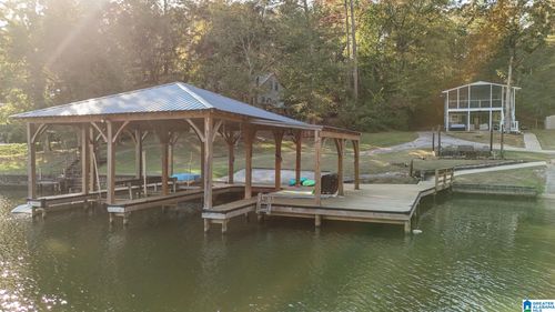 438 Traweek Ln, Pell City, AL, 35128-7085 | Card Image