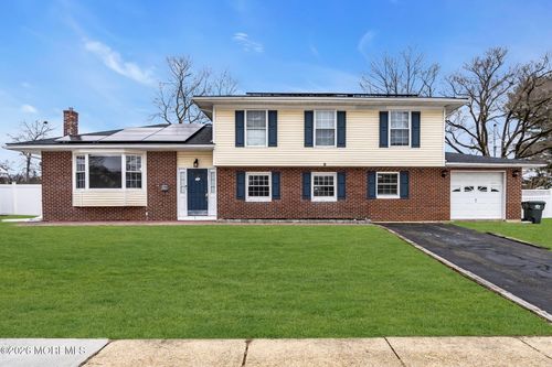 9 Chatham Dr, Howell, NJ, 07731-2122 | Card Image