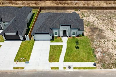 332 Alazan Lane, House other with 3 bedrooms, 2 bathrooms and 2 parking in Alamo TX | Image 2