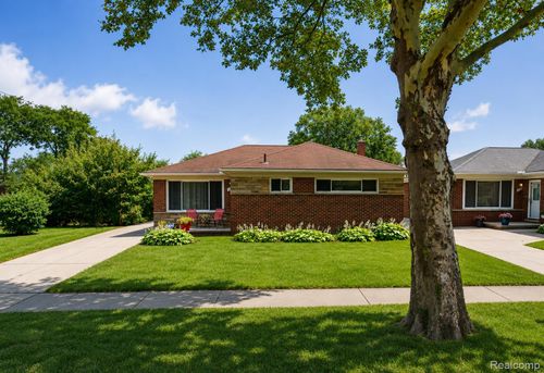 23520 Marlow Street, Oak Park, MI, 48237 | Card Image