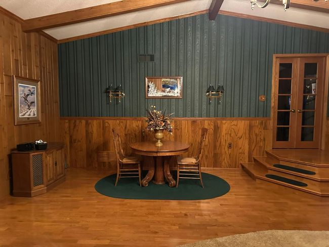 Eating area-Great room | Image 11