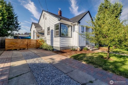 1028 University St, Walla Walla, WA, 99362-2345 | Card Image