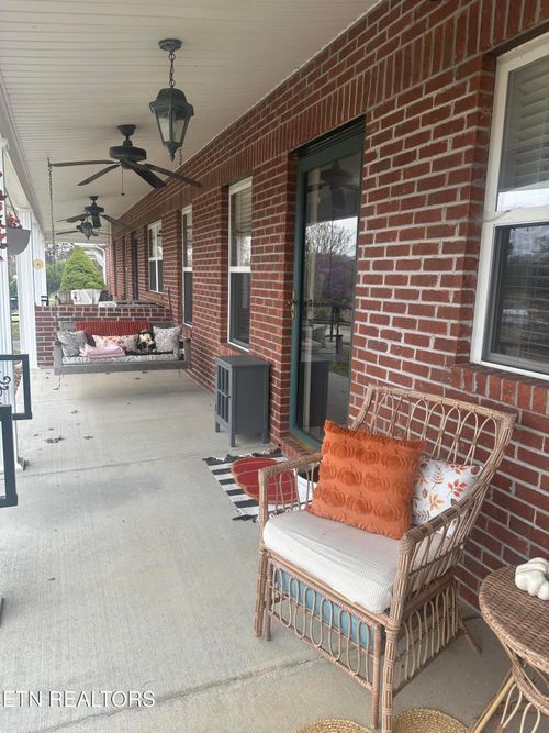 132 Hackberry Way, Dandridge, TN, 37725-4952 | Card Image