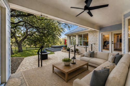 2016 Lakeway Blvd, Lakeway, TX, 78734-5255 | Card Image