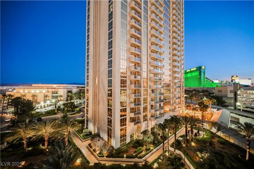 1214-125 E Harmon Ave, Las Vegas, NV, 89109-4501 | Card Image