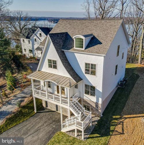 626 Old County Rd, SEVERNA PARK, MD, 21146-4702 | Card Image