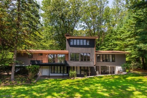 28 W Shore Rd, Mountain Lakes, NJ, 07046-1523 | Card Image