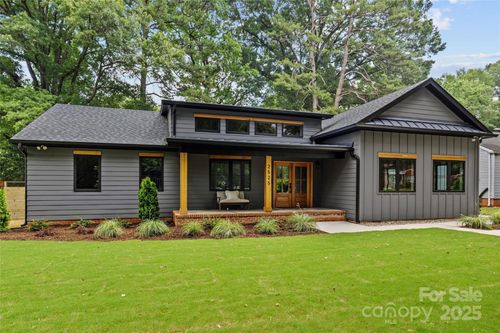 2525 Lumina Ave, Charlotte, NC, 28208-4915 | Card Image
