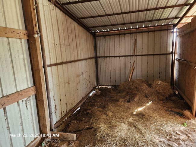 View of stable | Image 12
