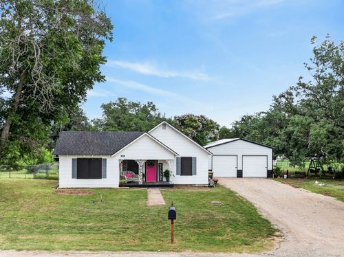 110 W Brown St, Lipan, TX, 76462-2016 | Card Image