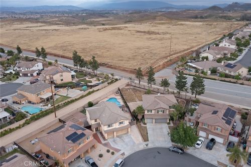 33980 Petunia St, Murrieta, CA, 92563-3490 | Card Image
