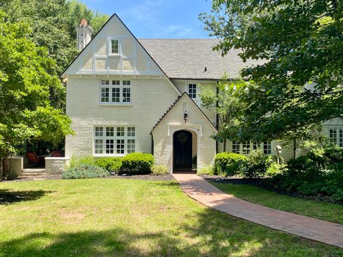 3814 Belle Aire Cir Sw, Roanoke, VA, 24018-1251 | Card Image