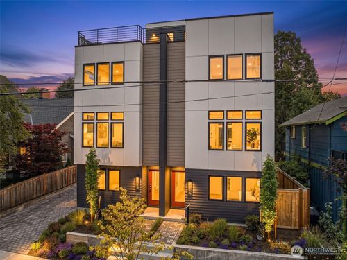 1411 A N 48th St, Seattle, WA, 98103-7082 | Card Image