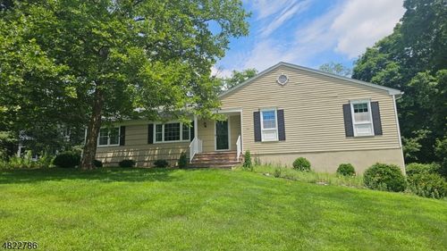1 Birch Dr, Basking Ridge, NJ, 07920-1003 | Card Image