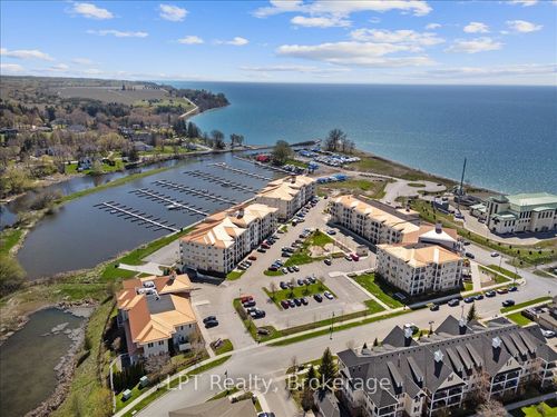 102-50 Lakebreeze Dr, Newcastle, ON, L1B0V9 | Card Image