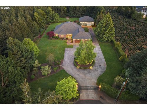 11980 Sw Malloy Way, Sherwood, OR, 97140-8430 | Card Image