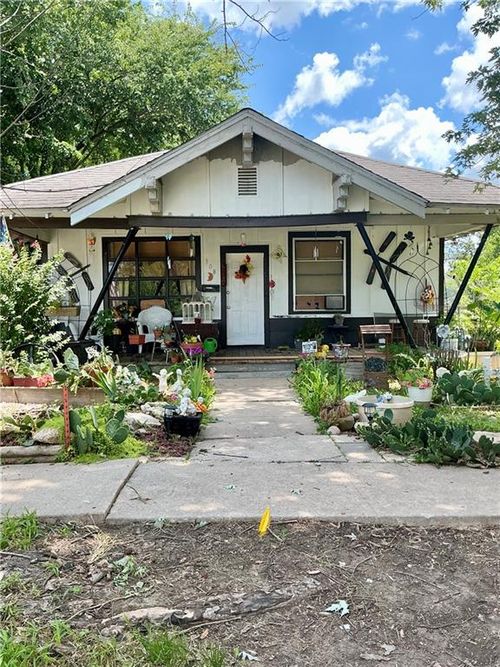 308 S 16th St, Independence, KS, 67301-3415 | Card Image