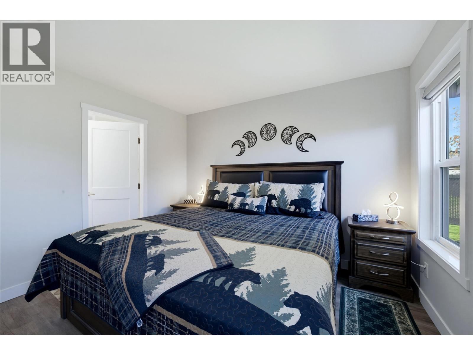 Residential in Sicamous 3