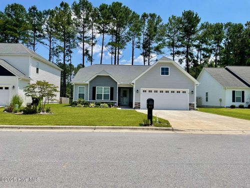 111 Station Yard Rd, New Bern, NC, 28562-6089 | Card Image
