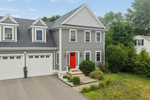 82-82 Pleasant St, Medfield, MA, 02052-2614 | Card Image
