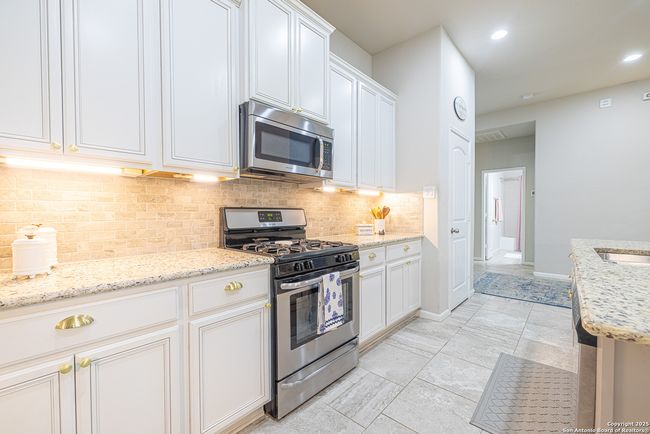 2705 Merlin Ln, House other with 3 bedrooms, 2 bathrooms and null parking in Pearland TX | Image 10