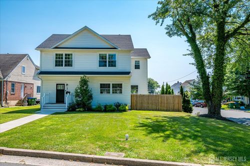 247 Hoover Ave, Edison, NJ, 08837-2620 | Card Image