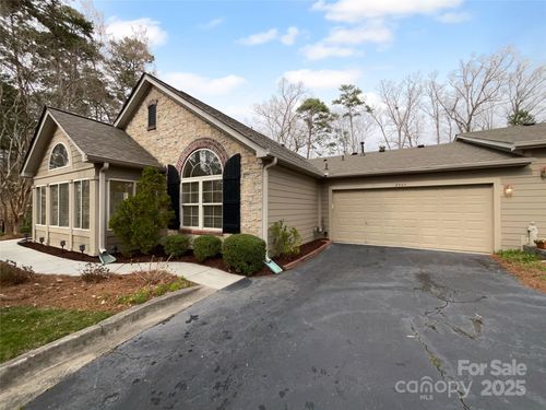 2905 Polo View Ln, Matthews, NC, 28105-8913 | Card Image