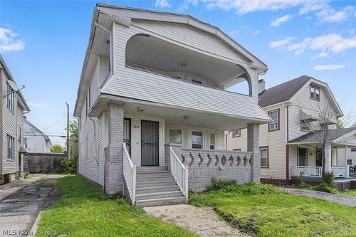 3275 E 134th St, Cleveland, OH, 44120-4464 | Card Image