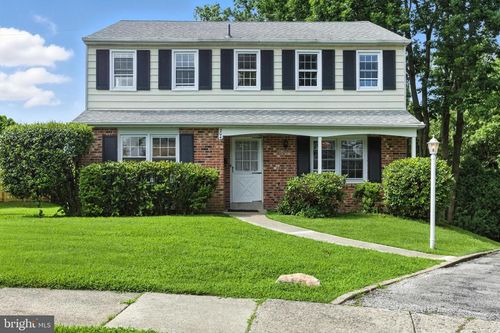 204 Villanova Avenue Cir, SWARTHMORE, PA, 19081-2617 | Card Image