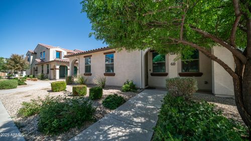 60-3855 S Mcqueen Rd, Chandler, AZ, 85286-2405 | Card Image