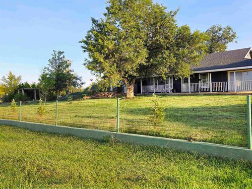 45 Opal St, Douglas, WY, 82633-9743 | Card Image