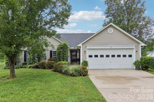 12 Wineberry Ct, Fletcher, NC, 28732-8691 | Card Image