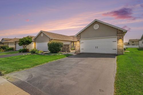 6851 Falcon Dr, Schererville, IN, 46375-4480 | Card Image