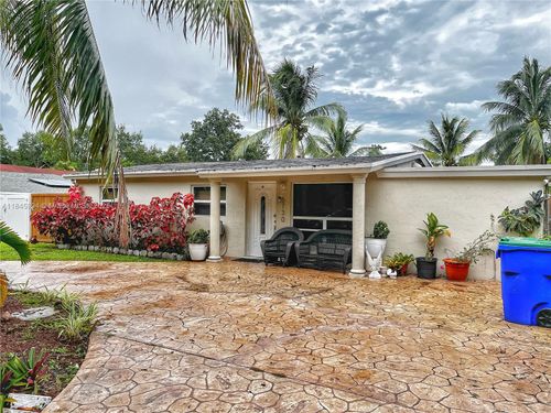 5730 Charleston St, Hollywood, FL, 33021-2119 | Card Image
