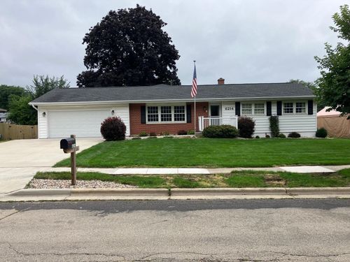 6214 Lakeview Blvd, Middleton, WI, 53562-3016 | Card Image