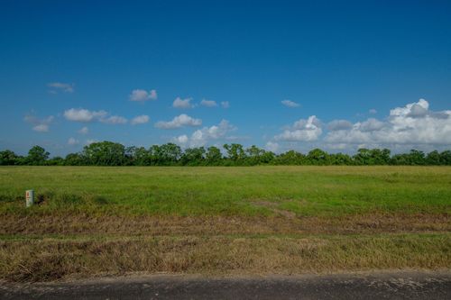 168 Brahman Trail, Angleton, TX, 77515 | Card Image