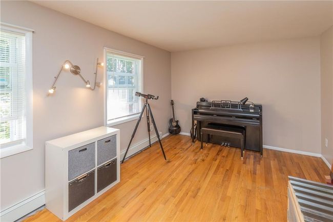 Living Room | Image 8